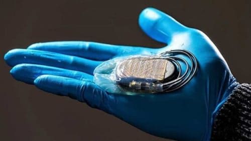 A hug thanks to haptic VR device; Membrane protects pacemakers