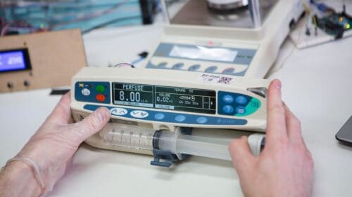 MEPs push Commission to re-open EU medical device law quickly | Euronews